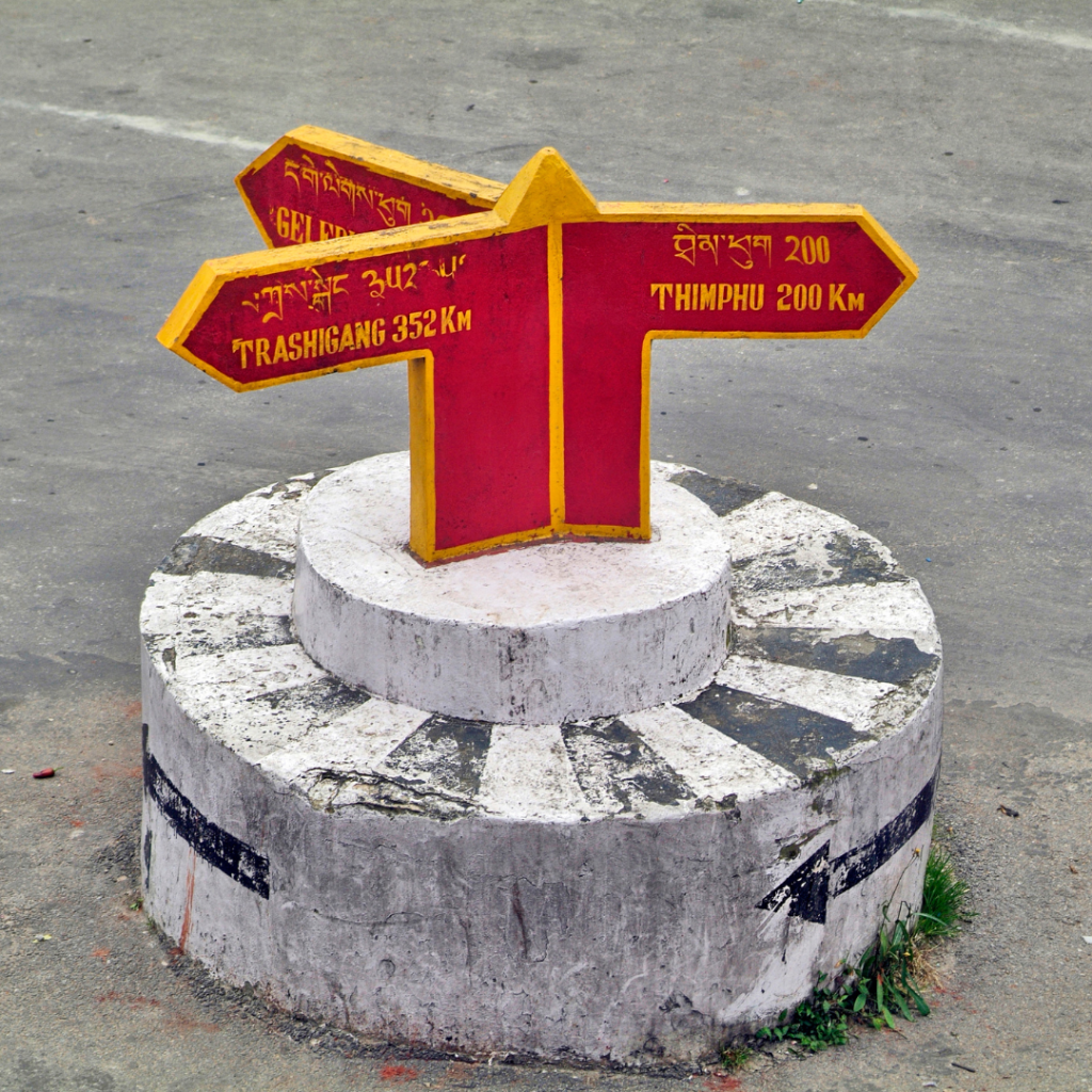direction-sign-bhutan
